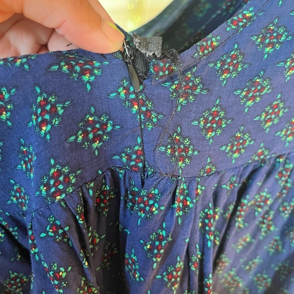 Short flowy summer dress - Picture 4 of 4